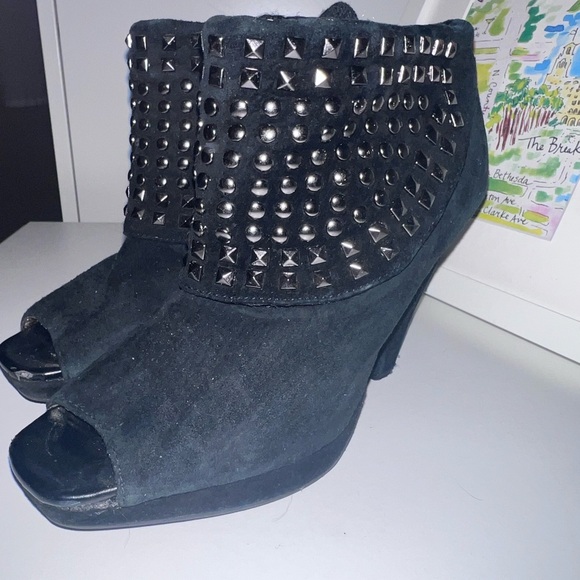 Kenneth Cole Studded Black Peep Toe Ankle Boots - Picture 5 of 14